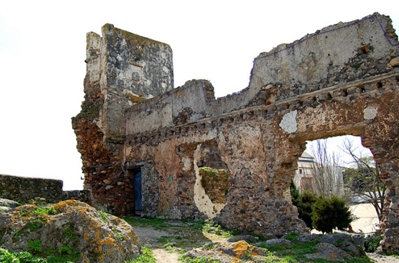Ruines du château et forteresse 