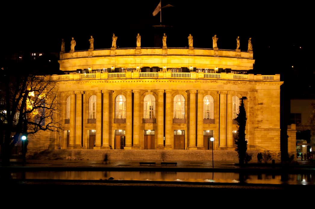 8. Audioguide de Stuttgart. L'Opernhaus de Stuttgart.